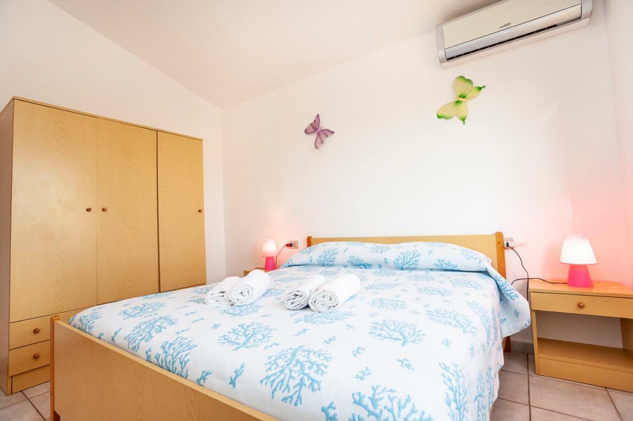 Apartamento Villino Bilo Centro San Teodoro  Exterior foto